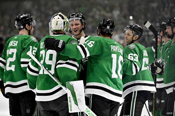 Matchs consécutifs des Stars de Dallas contre les équipes de championnat des deux saisons précédentes